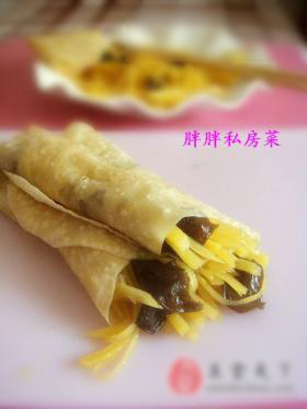木耳土豆丝春饼