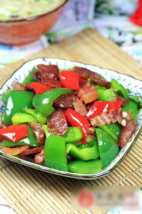 青椒炒腊味