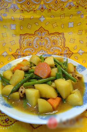 土豆炖芸豆