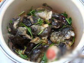 香辣煨牛蛙