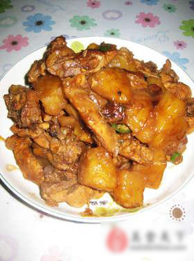 土豆烧鸡块