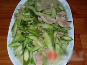 芦笋炒肉片