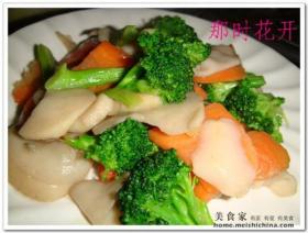 西兰花炒杏鲍菇