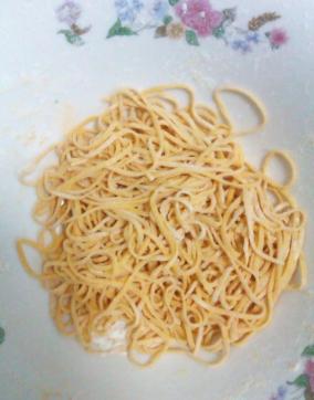 宝宝辅食之胡萝卜面条